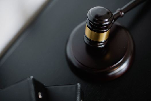 Stavební úřad v Bílině: Přátelství nad zákonem?